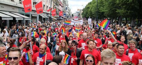 Oslo Gay Pride 2024 Mit Essen Bierzelten Und Einem Kleinen Markt