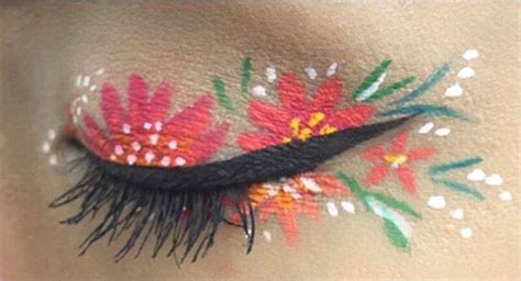 Stunning Gallery Of Creative Floral Flower Eyeliner That You Must See