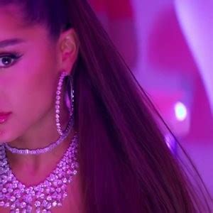 Ariana Grande Sexy Pics Gifs Video Leaked Nudes Celebrity