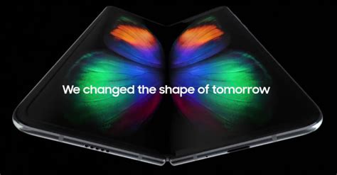 It's easy to hold and fits into your lifestyle effortlessly. Samsung Galaxy Fold, Smartphone Boleh Lipat Dengan Harga ...
