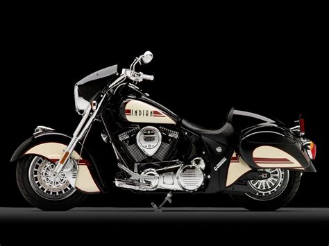 With comfort for two, this bike has plenty of. Indian Motorcycle Wallpapers - Wallpaper Cave