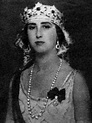Cayetana's mother, Maria del Rosario de Silva, wearing a lovely ...