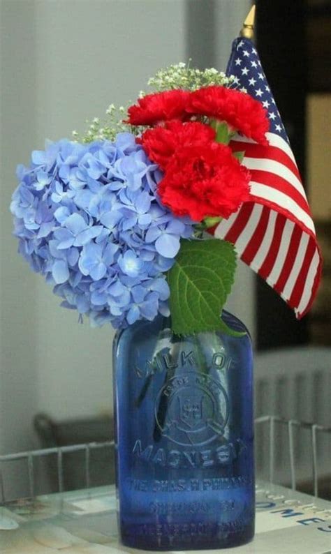 40 Stunning Patriotic Centerpieces To Diy For The 4th Of July Holidappy