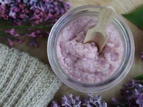 Bodyscrub Med Syrenblomster Og Citron Frahaventilmaven