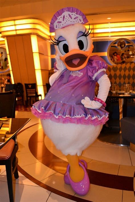 Daisy Duck In Chef Mickey Disney Friends Daisy Duck Disney Characters Costumes