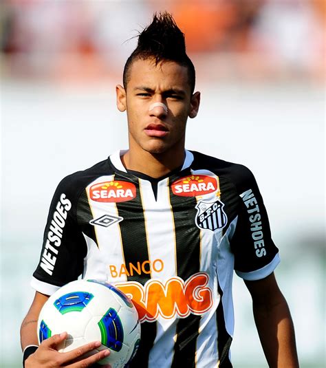 Fc Santos Neymar Veut Rester Au Brésil