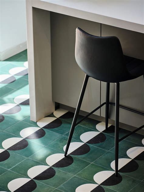 Geometric Floor Tiles Interior Design Ideas