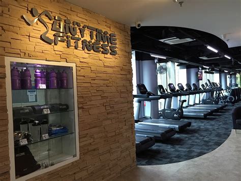 The equipment and facilities are relatively new while the club also offers various classes for its members as well. z u l f a d l i: Anytime Fitness Celebrating 3000th Gym ...