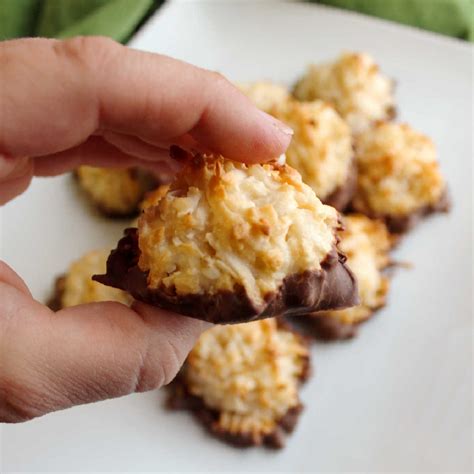 Easy Coconut Macaroons With Condensed Milk Cooking With Carlee