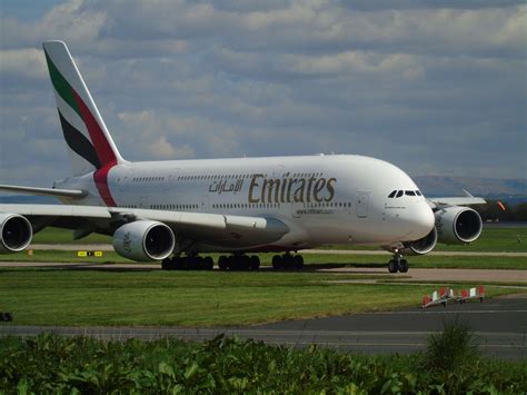 Emirates Hd Wallpapers