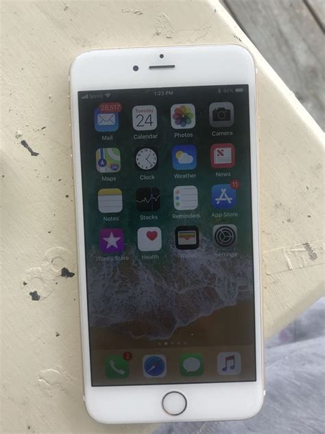 Unlocked Iphone 6s Plus 16gb Gold For Sale In Stanley Ny Offerup