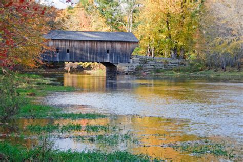 10 Beautiful Covered Bridges In Maine