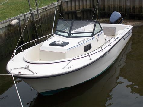 Pro Line 23 Walk Around Cuddy Cabin The Hull Truth Boating And