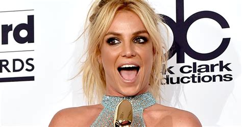 Britney Spears Showed Off Her New Haircut With A Series Of Selfies And