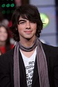 22 Pictures That Show Joe Jonas' Dramatic Hair Journey