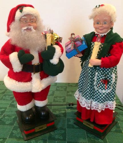 Vtg Santa And Mrs Claus 24 Posable Animated Lighted Figures Holiday