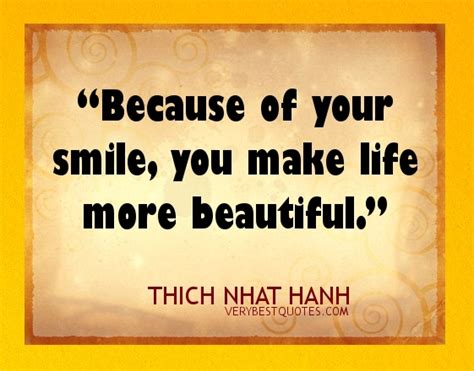 What Makes You Smile Quotes Quotesgram