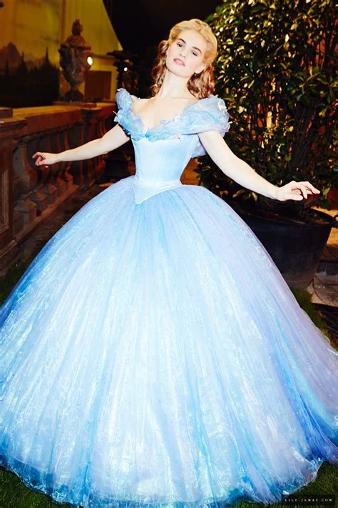 I Love That Pic Of Lily James As Cinderella She Looks So Natural