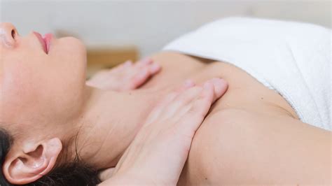 Lymphatic Massage Celebrities Get It So Should You