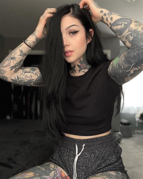Body Art Tattoos Girl Tattoos Tattoos For Women Tattoed Women Piercings Goth Beauty
