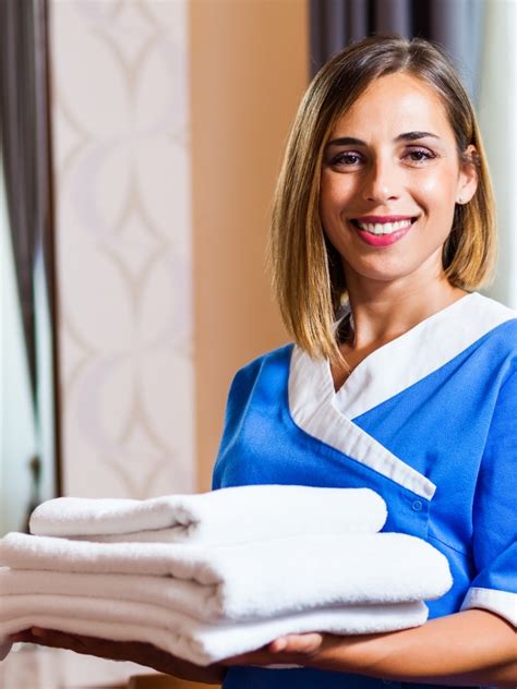 Maid Service How To Hire The Right One Dusty Maids Cleaning