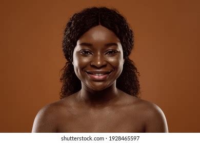 Portrait Attractive Naked African Woman Beautiful Foto Stok 1928465597