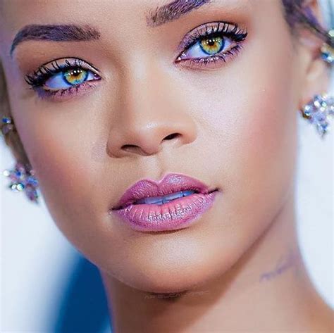 Imagen De Rihanna Eyes And Riri Maquillaje De Rihanna Ojos