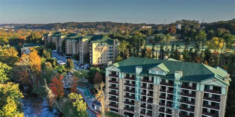 Luxury Condos In Pigeon Forge Tennessee Riverstone Resort And Spa