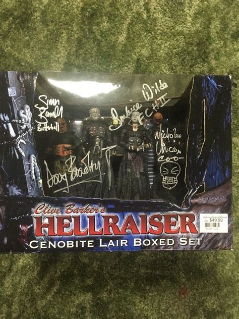 Hellraiser Cenobite Lair Box Set Signed Neca 2005 Pinhead Figure Set