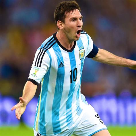 Lionel Messi Scores but Argentina Show Flaws in Maracana Dress ...