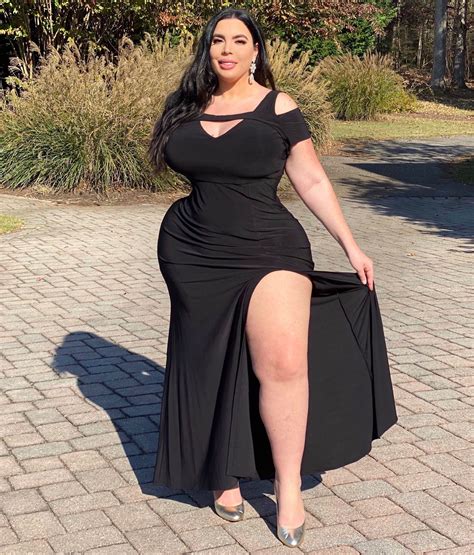 curvy women fashion thick girl fashion flirty skirts curvy models chubby girl dressy