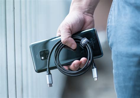 Us Lawmakers Want To Follow The Eu In Mandating A Universal Charging Standard Techspot