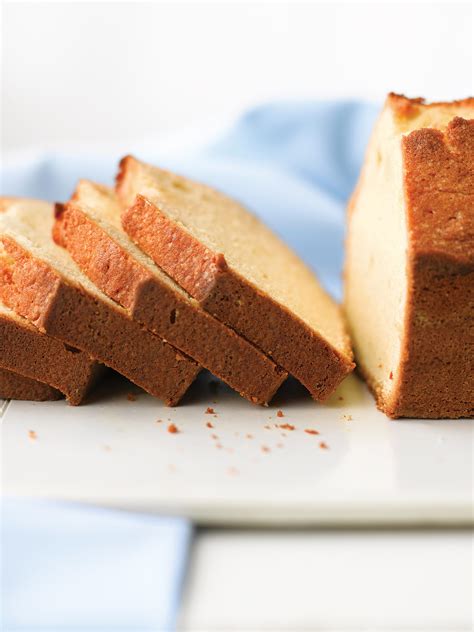 This temperature is too hot for pound cake, which is mostly butter and eggs, to cook evenly. Christmas Pound Cake Ideas : Yuletide Pound Cake Recipe How To Make It Taste Of Home / Here it ...
