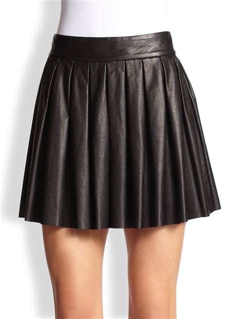 alice olivia pleated leather skirt in black lyst