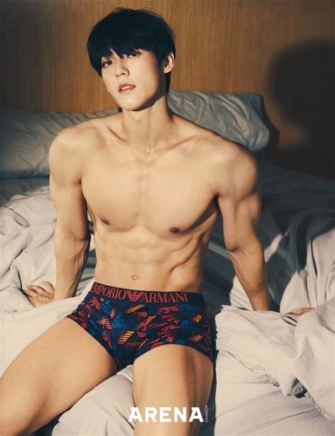 Btobs Lee Min Hyuk Unveils Abs In Underwear Photo Shoot Dipecokr