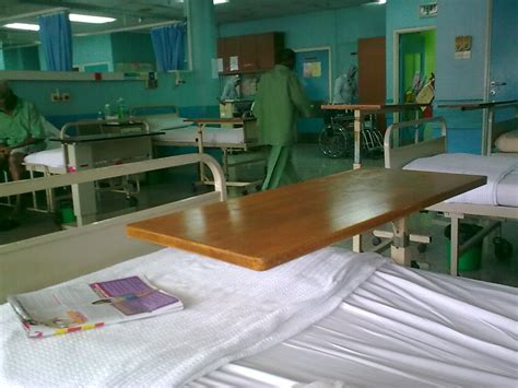 Kelas wad hospital swasta kelas satu bilik seorang (bilik biasa). The Journey...: ~ Sesi Rawatan Kemoterapi Ke-2 di HKL