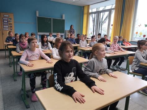 Schule früher, Schule heute - Grundschule Linden