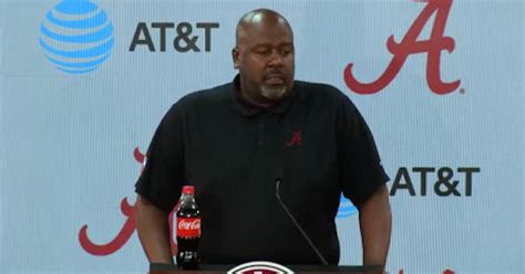 Alabama Oc Mike Locksley Names Offense S Biggest Strength For 2018