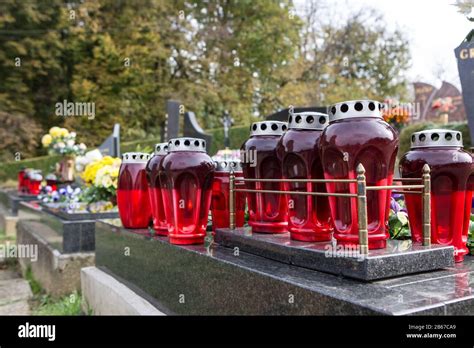Remembering loved ones hi-res stock photography and images - Alamy