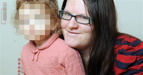 Internet Sperm Donor Mothers Story Of Using A 99p Syringe Mirror Online