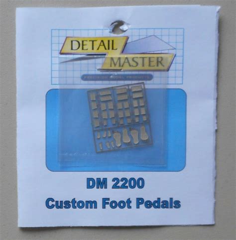 Custom Foot Pedals 124 125 Detail Master Car Model Accessory 2200