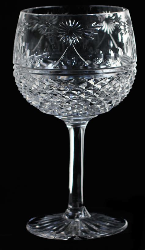 Gin Glass Goblet Beaconsfield Crystal Glass Centre