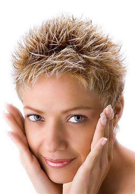 Short hairstyle for fat women curly highlight. Spiky Hairstyle for over 40 and Overweight Women 4 - Short ...