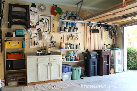 Easily rent studios and spaces for your next workshop. 20+ Ways To Trick Out Your Garage or Workshop - Addicted 2 DIY