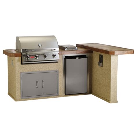 Charcoal barbeque grill material is stainless. Bull Luxury-Q in Stucco or Rock Outdoor BBQ Kitchen Island