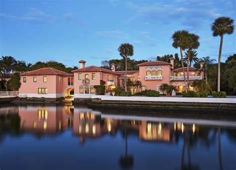 Tour A Lakefront Venetian Style Mizner Estate In Palm Beach Art Of