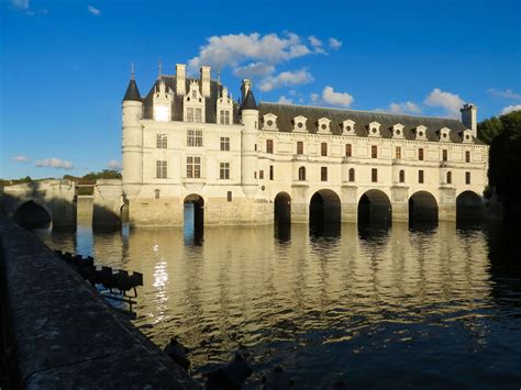 Loire Valley Famous For Chateaux And Formal Gardens How The Walleighs