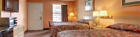 We will stay there again. Key West Inn Hotels and Resorts in Clanton, Alabama ...
