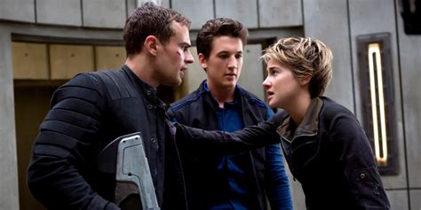 Divergent Series Insurgent The 2015 Aftercredits