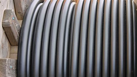 A cable may have one or more than one core depending upon the type of service for which it is intended. Types of Underground Cables | USESI